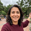 María F.